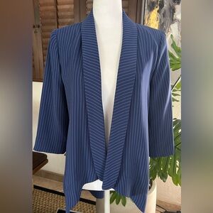 NWT TULIP HEM TUXEDO JACKET 🫶